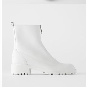 Zara booties, white zip up chunky heel and sole Size 42